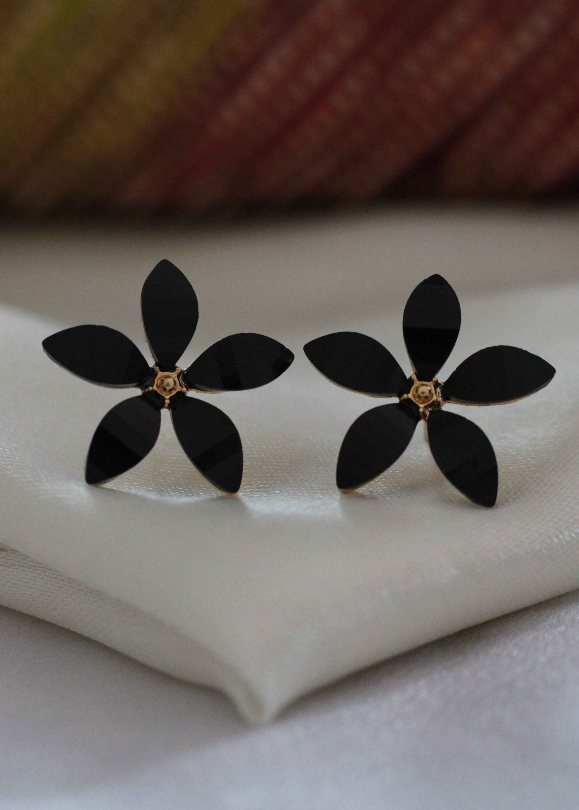 Korean Petal Glass Stud Earrings | FC17 | Tangamala