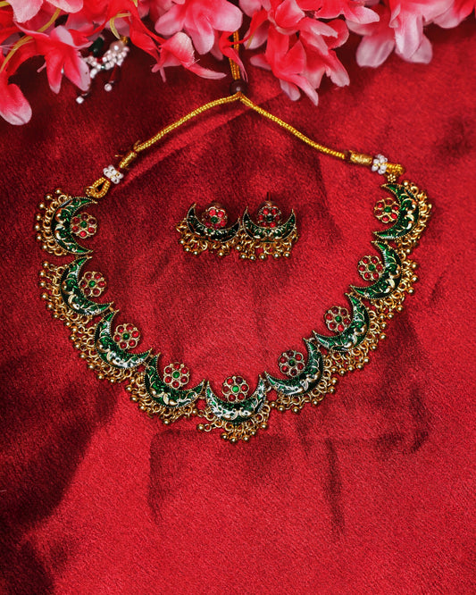 Chandrakor Pearl Maharashtrain Necklace (NK25) | Tangamala
